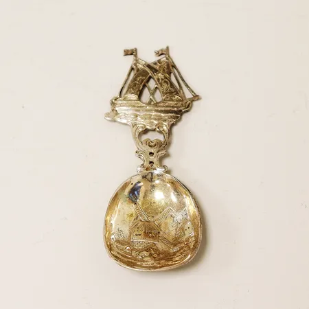 Supsked längd 10,5cm, svensk importstämpel, silver 830/1000 Vikt: 25,5 g