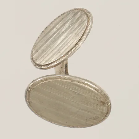 Udda maschettknapp 13,5x18mm silver 830/1000 Vikt: 3 g