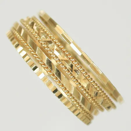 Ring med rörliga delar, stl 19, bredd 6mm, 14K, 3,3g Vikt: 3,3 g