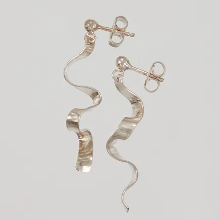 Ett par örhängen 35,5x3mm, silver 925/1000 Vikt: 2,2 g