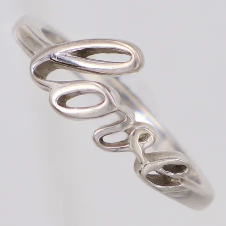 Ring med text stl:17, bredd 8mm, Iduna, 925/1000 silver Vikt: 2,1 g
