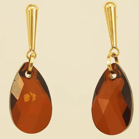 Örhängen med röda stenar längd 28,0mm bredd 9,4mm 18K Vikt: 2,5 g