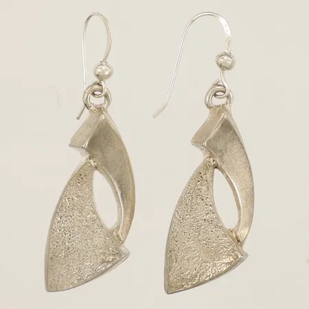 Örhängen längd 46,0mm bredd 14,0mm silver 925/1000 Vikt: 7,7 g