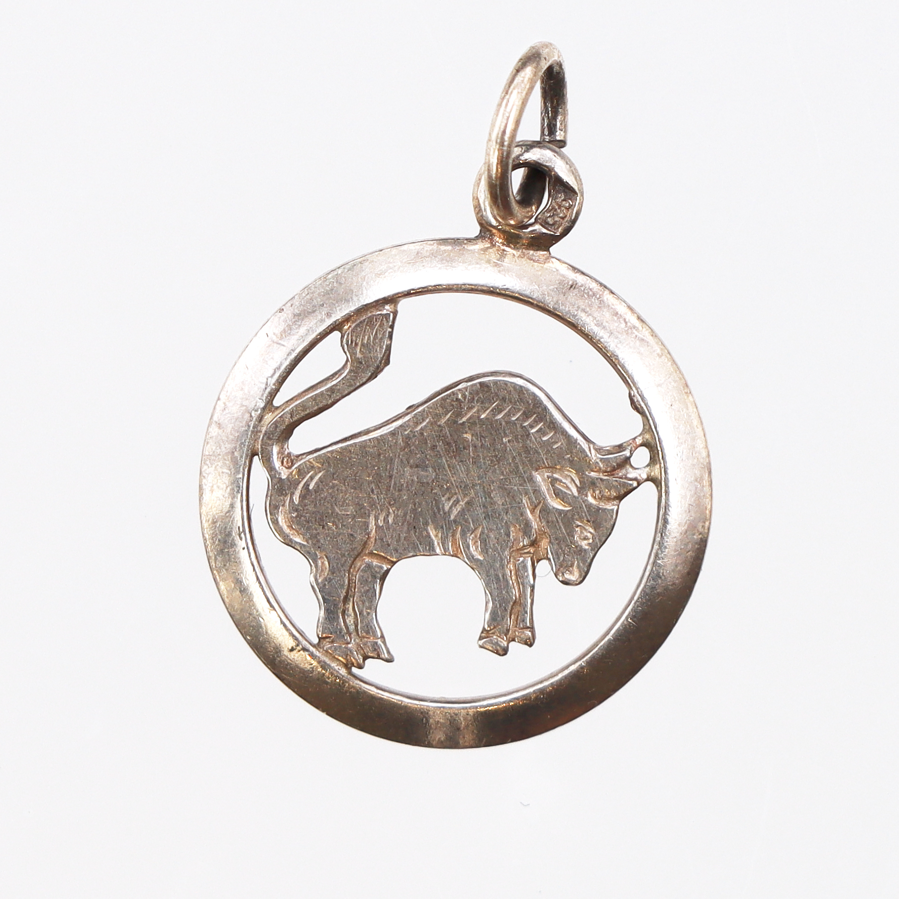 Hänge stjärntecken Oxen, 20mm, 925/1000 silver Vikt: 0,9 g