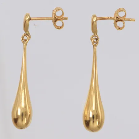 Örhängen droppar längd 28mm, bredd 5mm, 18K Vikt: 1,4 g