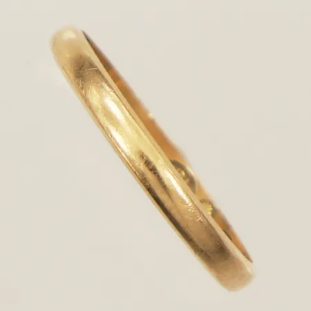 Ring stl:18 gravyr 18K Vikt: 1,5 g