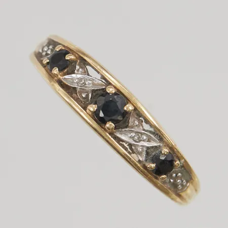Ring stl18 bredd:2,3-4,8mm 18K 1,8g.