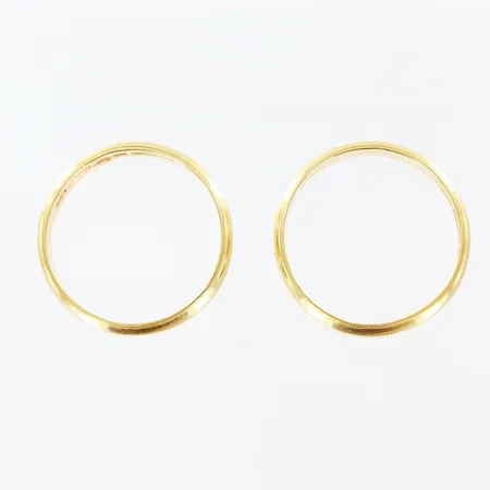 2 ringar släta stl:19¼ gravyr 18K Vikt: 7,4 g
