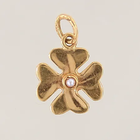 Hänge fyrklöver med odlad pärla 15x10mm 18K Vikt: 0,8 g