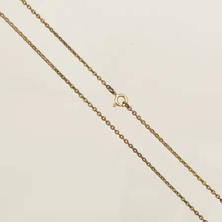 Kedja längd 63cm bredd 1,4mm i metall lås i 18K  Vikt: 4 g