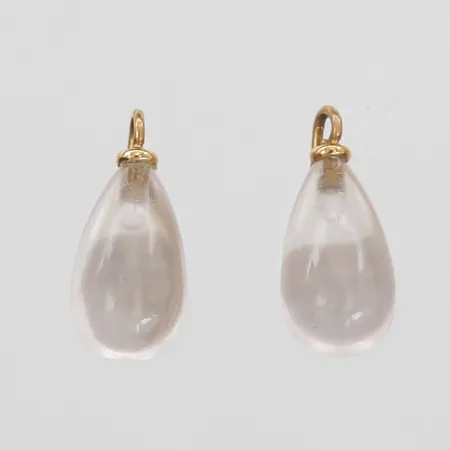 Ett par påhängen till örhängen, Ole Lynggaard, "Earring pendant drops" i rosenkvarts, höjd 15mm, 18K guld Vikt: 1,9 g