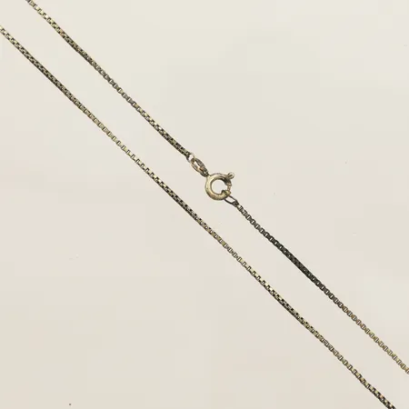 Kedja Venezia 45cm bredd 1,1mm något ojämn 835/1000 silver Vikt: 3,3 g