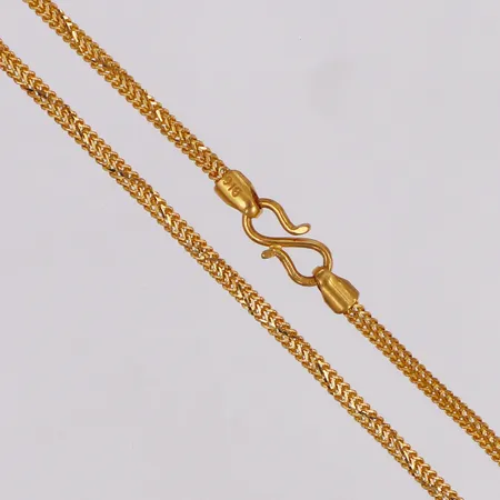 Kedja längd 45,5cm bredd 2mm, ojämn, s-lås, 22K Vikt: 7 g