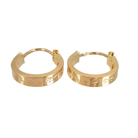 Örhängen Creoler i 18K guld, mönstrad modell, UnoAerre Italien, svensk kontrollstämpel, storlek 12 x 14 mm, tjocklek 2,7 mm, fint skick Vikt: 1,3 g