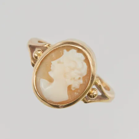 Ring stl16¼ bredd:2,1-13mm med Camé 18K 3,5g.