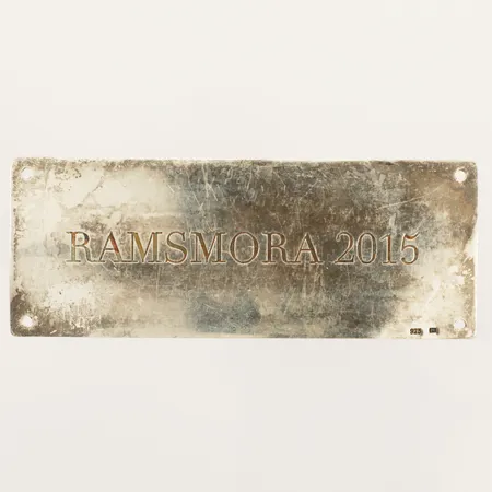Bricka längd 3cm bredd 8,5cm gravyr silver 925/1000 Vikt: 22,1 g