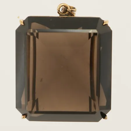 Hänge med rökkvarts 31x29mm något lös sten 14K bruttovikt 26,3g Vikt: 26,3 g