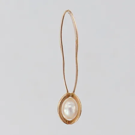 Hänge med pärla längd inkl ögla ca 26mm bredd ca 2-6mm bucklig 14K Vikt: 1 g