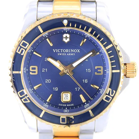 Herrur Victorinox Maverick stål quartz ref-nr: 241789 serie-nr:170902098 Ø43mm safirglas datum, länk samt boett med mindre repor, inga tillbehör