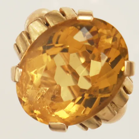 Ring med citrin stl:16 bredd 3,5mm skadad skena 14K bruttovikt 10,7g Vikt: 10,7 g
