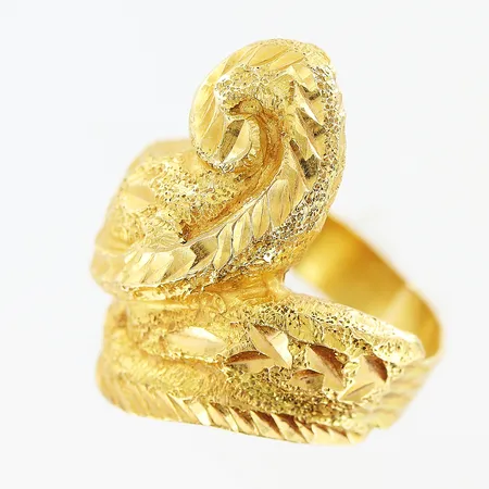 Ring stl:17 bredd 4,5-22mmskev skena, 21K Vikt: 6,5 g