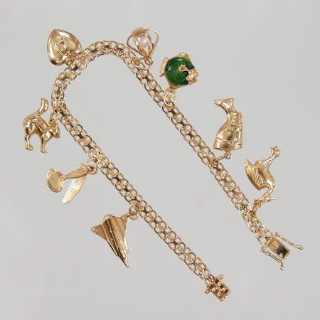 Armband X-länk med 8 berlocker ca 18,5cm, bredd ca 4,4mm, GK år 1961, 18K Vikt: 12,9 g