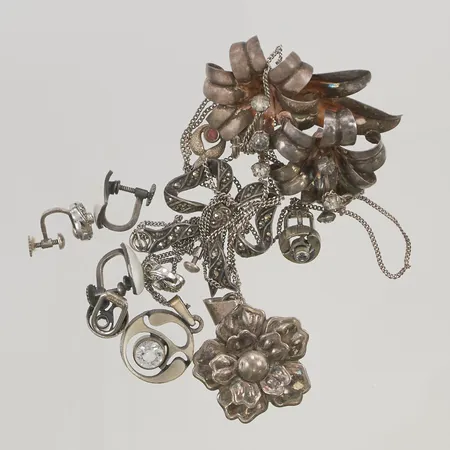 Diverse silver s830-925/1000 39,8g.
