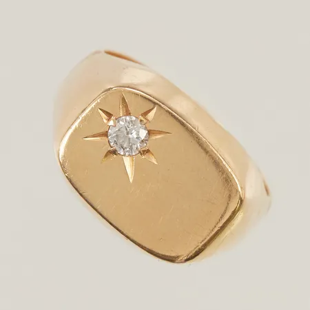 Ring stl17,5 bredd:5,2-12,6mm med diamant ca0,12ct 18K 12,0g Vikt: 12 g