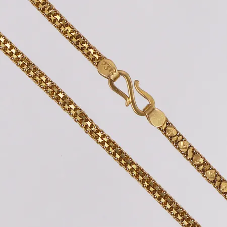 Kedja längd 50cm bredd 3mm ojämn s-lås, 23K Vikt: 11,2 g