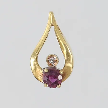 Hänge med rosa safir samt diamant 1 x ca 0,01ct 13,5x7mm 18K. Vikt: 1,1 g
