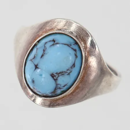 Ring med blå sten stl:16 bredd 2,3-14mm Silver 925/1000. Vikt: 3 g