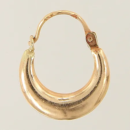 Udda örhänge 16x13mm skev 18K Vikt: 0,5 g