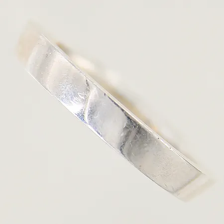Ring stl 17½ bredd 5mm silver 925/1000 Vikt: 15,2 g