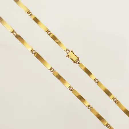 Collier 44,5cm bredd 3,9mm gravyr 18K Vikt: 31,4 g
