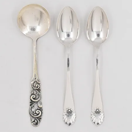 3 Skedar längd 12,5-13cm graverade silver 830/1000 Vikt: 40 g