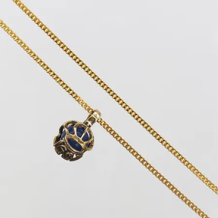 Collier Skultuna med blå kula, längd 70cm, bredd på hänge 12mm, mässing Vikt: 10,5 g