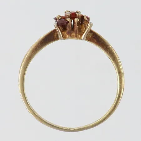 Ring med stenar stl:16 bredd 6-1mm sten saknas silver 835/1000. Vikt: 1 g