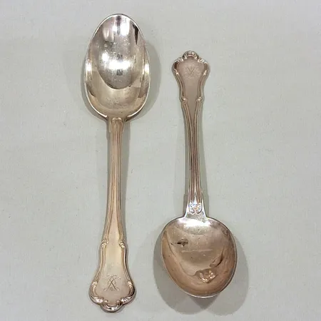 2st matskedar längd 21,5cm monogram silver 830/1000 Vikt: 135,1 g