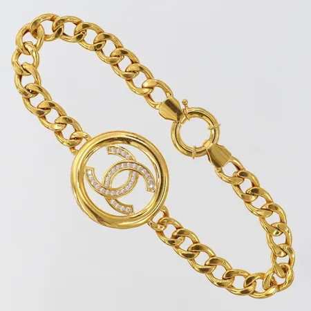 Armband med integrerat hänge samt vita stenar längd 19,9cm bredd ca 6,5-25mm, 21K, OBS! Ej märkes design! Vikt: 12,3 g