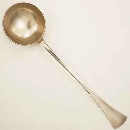 Såsslev 33cm monogramgravyr silver Vikt: 237 g