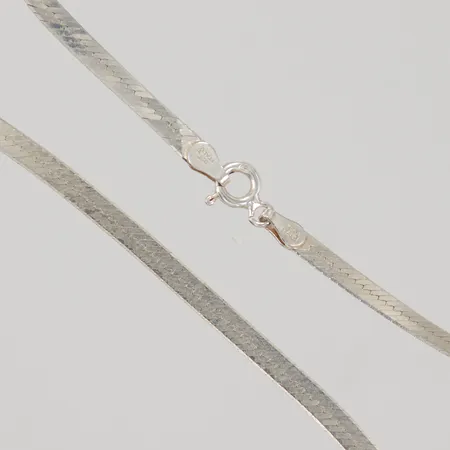 Kedja manglad modell längd 41,5cm, bredd 3,5mm, italienska stämplar, 925/1000 silver, Vikt: 5,8 g