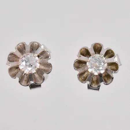 Örhängen med vit sten Ø 7mm silver 925/1000 Vikt: 1,4 g