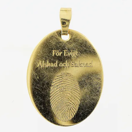 Hänge, 20x30mm, gravyr, repor, 18K. Vikt: 2,9 g