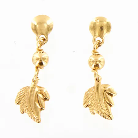 Ett par örhängen 19mm, bredd:6mm, 18K  Vikt: 1,5 g