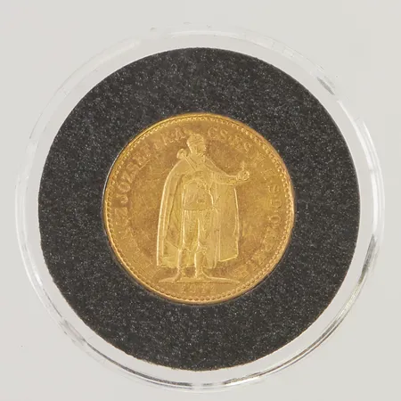 Guuldmynt Frans Josef 10 Forona re-strike, Ø19mm, präglat år 1911, plastetui, garantikort från Mynthuset Sverige samt träschatull, finhalt 900/1000 (21,6K), 3,4g.