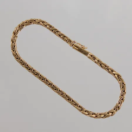 Armband 17cm, bredd 3,3mm, låsstift fäster dåligt, 18K,   Vikt: 7 g