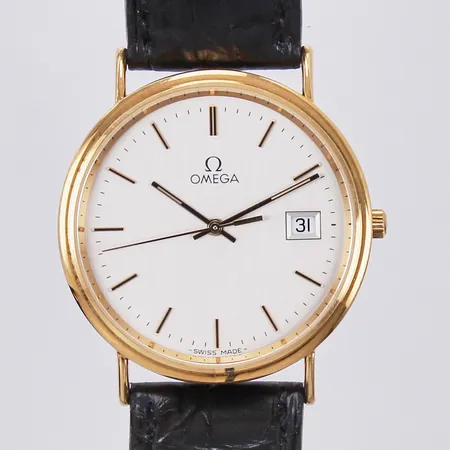Herrur Omega quartz datum Ø ca 32mm #59883382, gravyr 18K, med läderband, batteribyte krävs bruttovikt: 31,6g