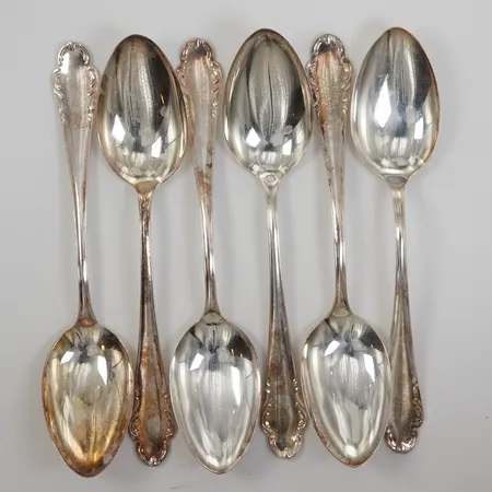 6 skedar modell Haga, längd 187mm, bruksslitage, JLH Silver 830/1000  Vikt: 235,8 g