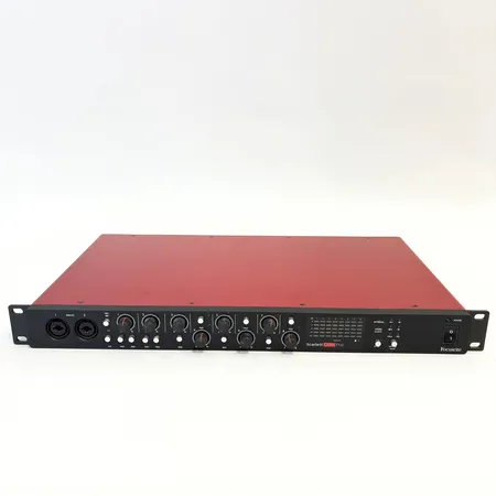 Preamplifier Scarlett Octopre, Focusrite, 8 kanaler, med kablar, originalkartong 