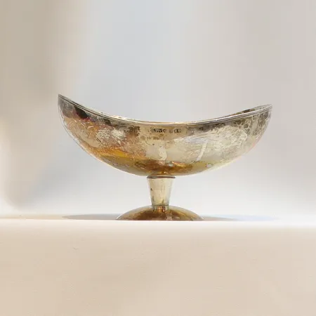 Skål på fot bredd 17cm höjd 10cm, GP (Perssons Eftr Emanuel Persson Göt) Vilhelmina 1955, smärre slitage, silver 830/1000 Vikt: 287 g